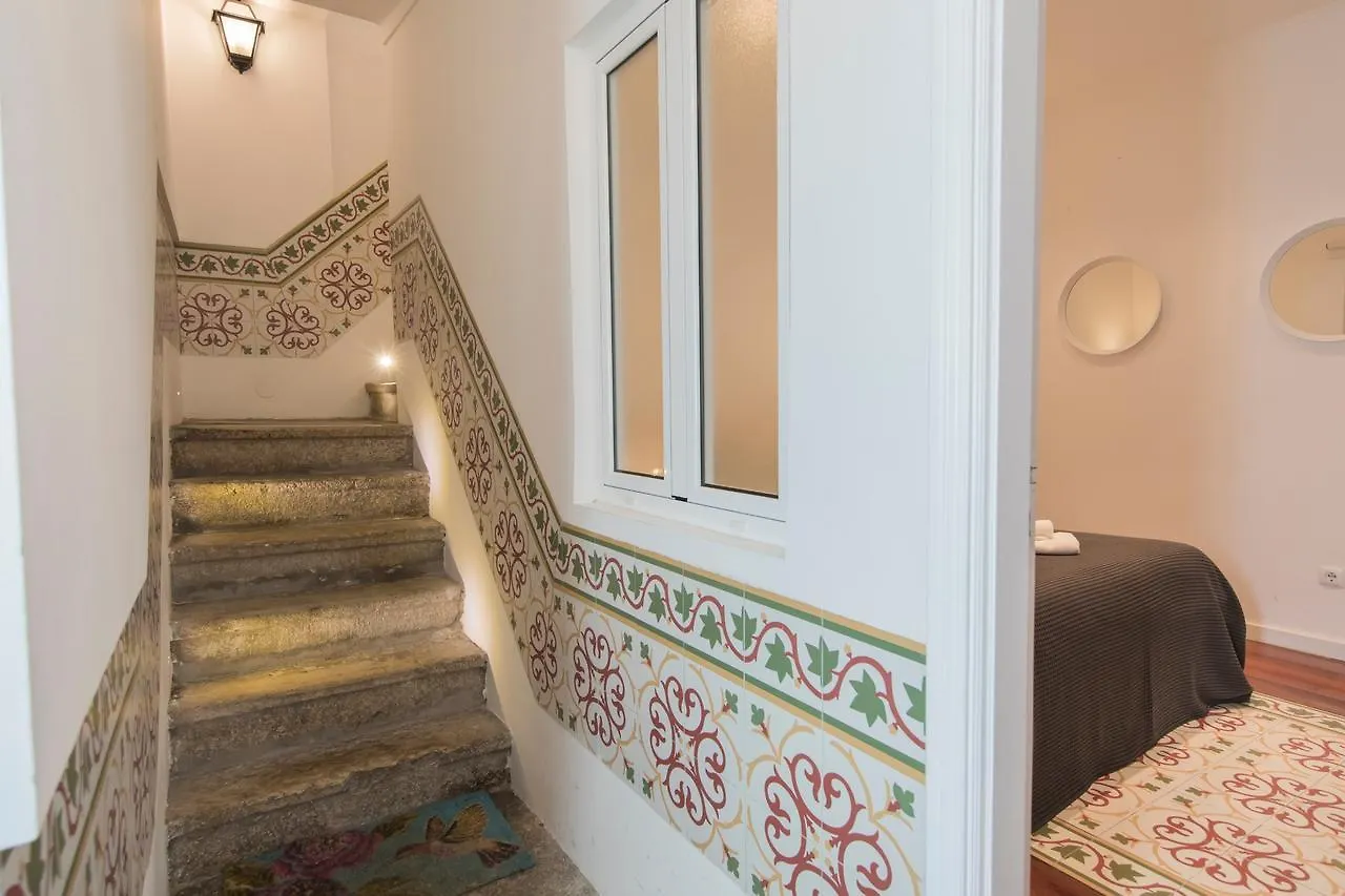 Appartement Lovelystay - Bica Patio Duplex Lissabon