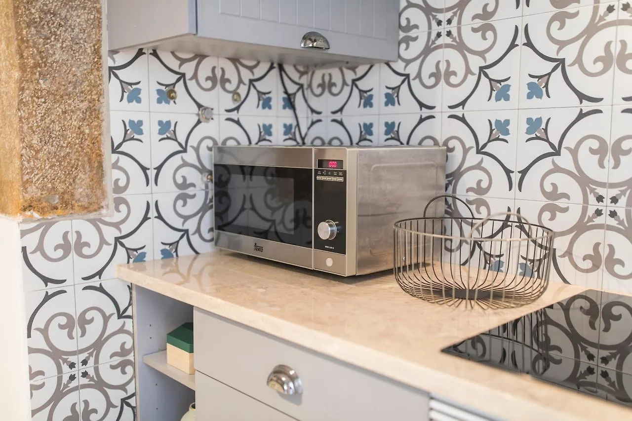 Lovelystay - Bica Patio Duplex Lissabon Portugal