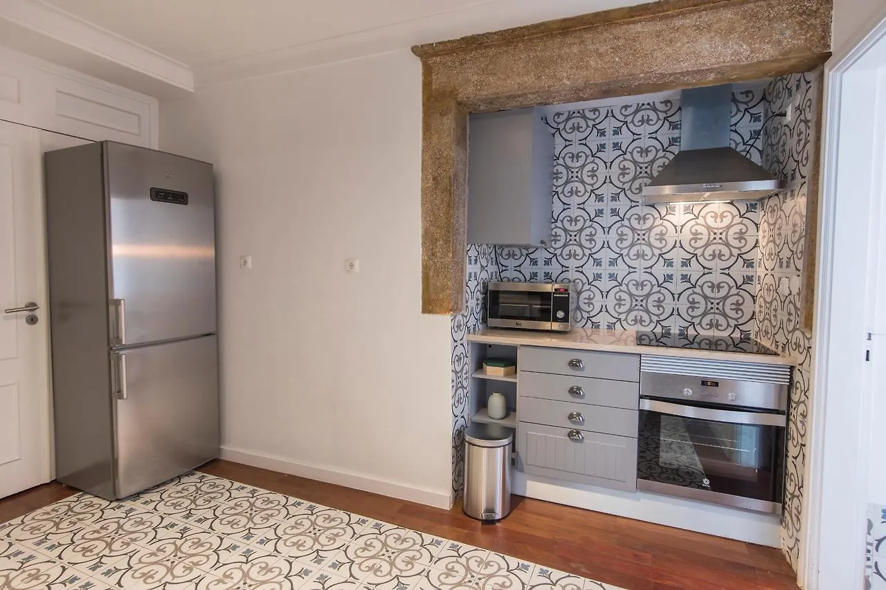 Appartement Lovelystay - Bica Patio Duplex Lissabon