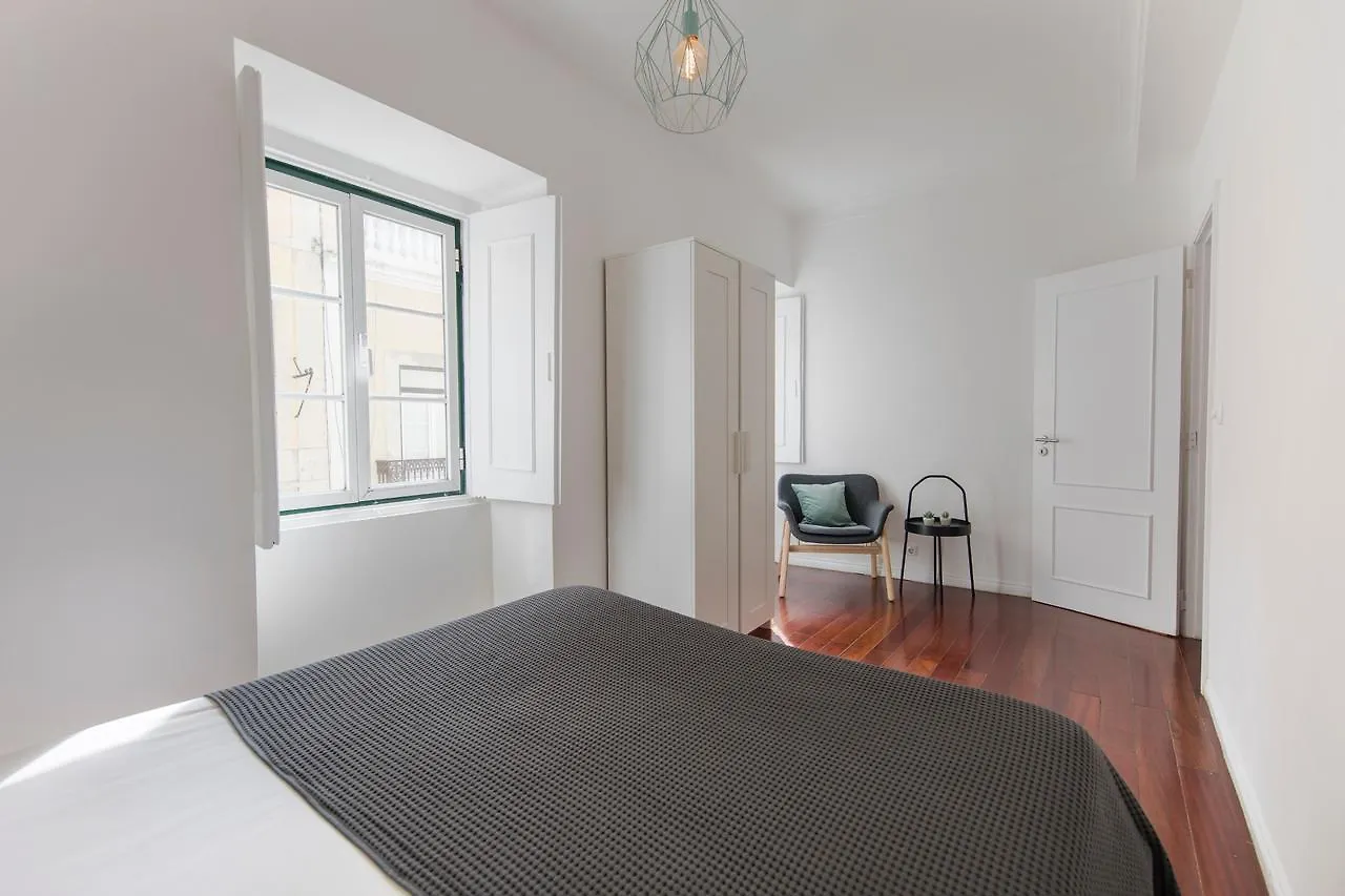 Lovelystay - Bica Patio Duplex Lissabon Appartement